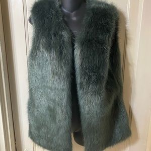 Laundry by design grey faux fur vest